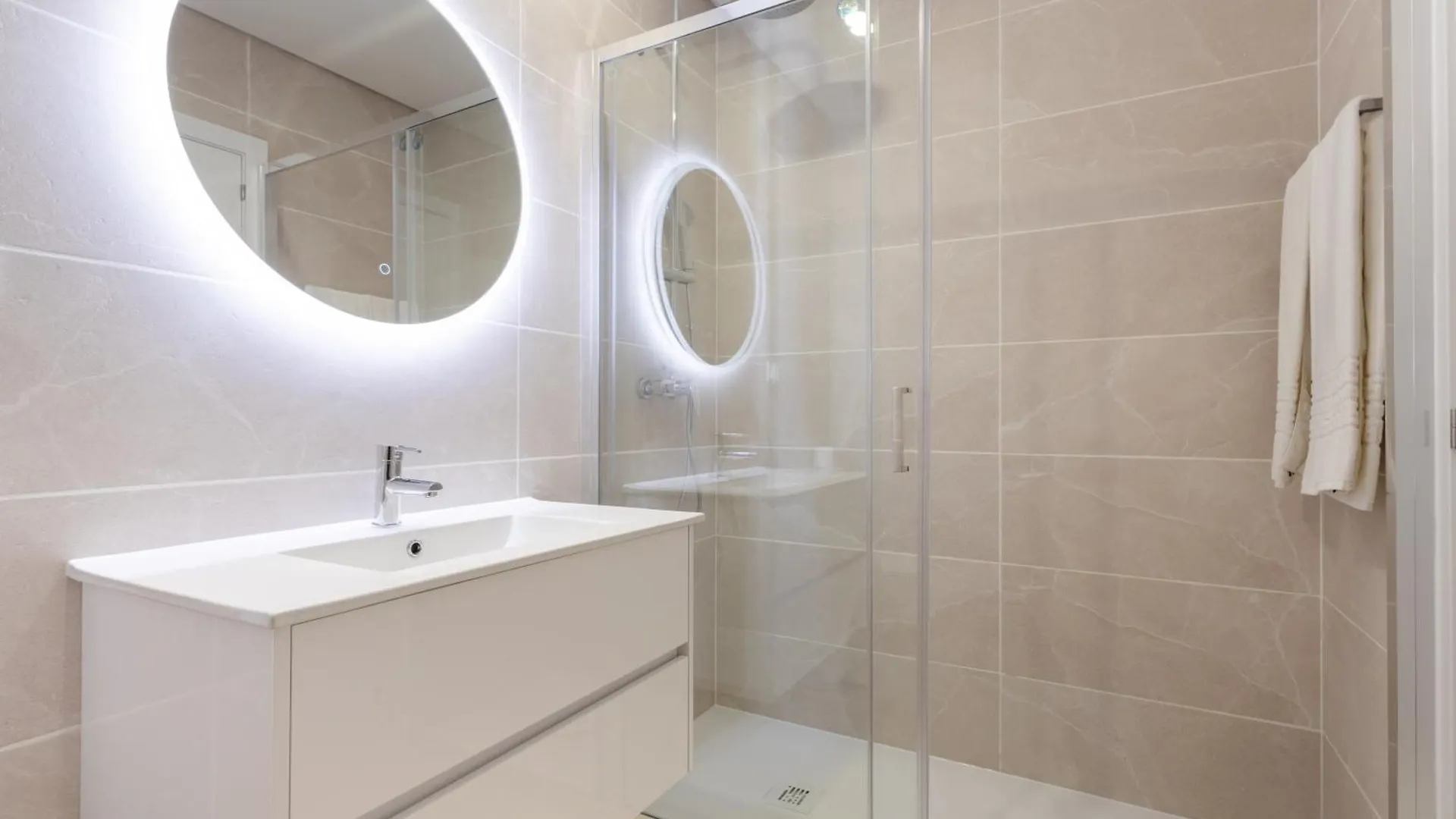 Апарт-отель Squash Club Apartamentos Портиман
