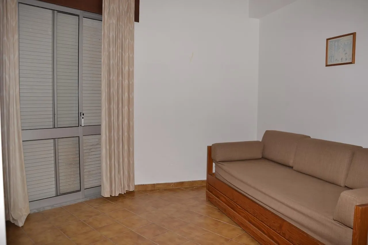 Squash Club Apartamentos Портиман 3*,  Португалия
